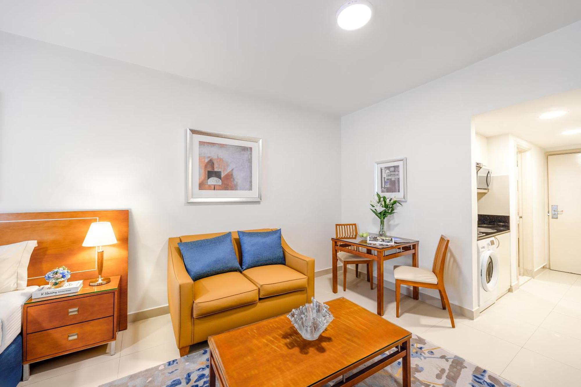 Golden Sands Hotel Apartments Dubai Dış mekan fotoğraf